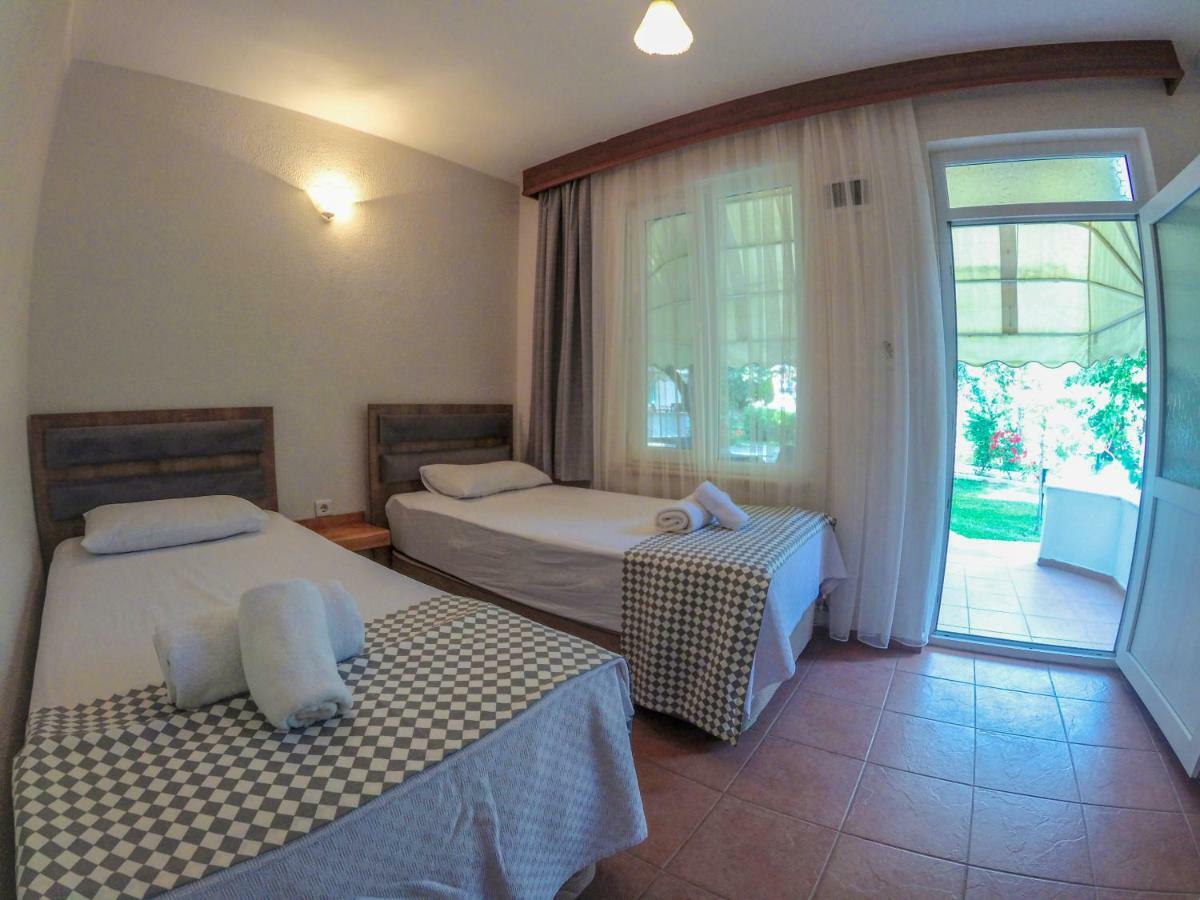Ergul Motel Küçükkuyu Exteriör bild