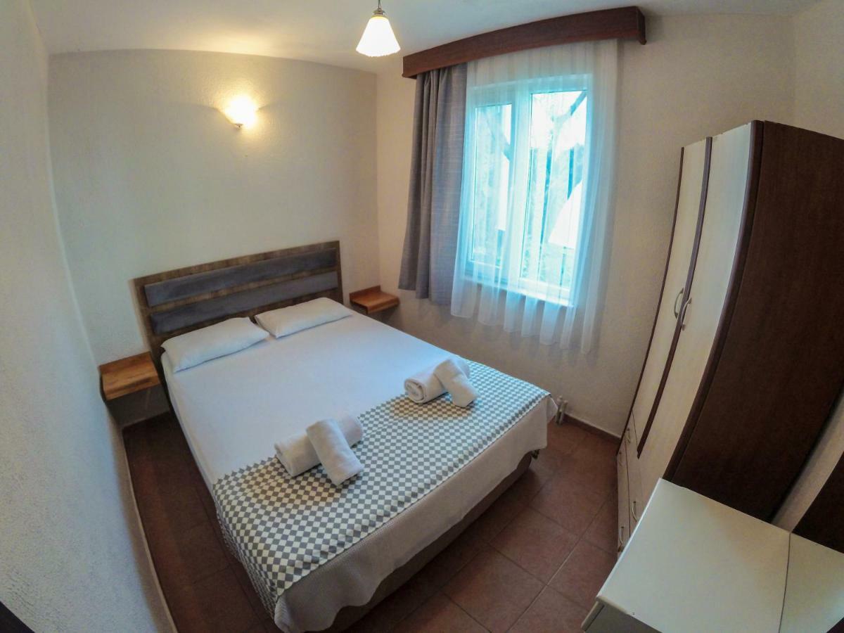 Ergul Motel Küçükkuyu Exteriör bild